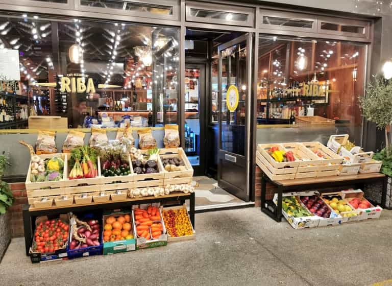 Dublin restaurant declares ‘it’s Italian Christmas’ at their new outdoor market