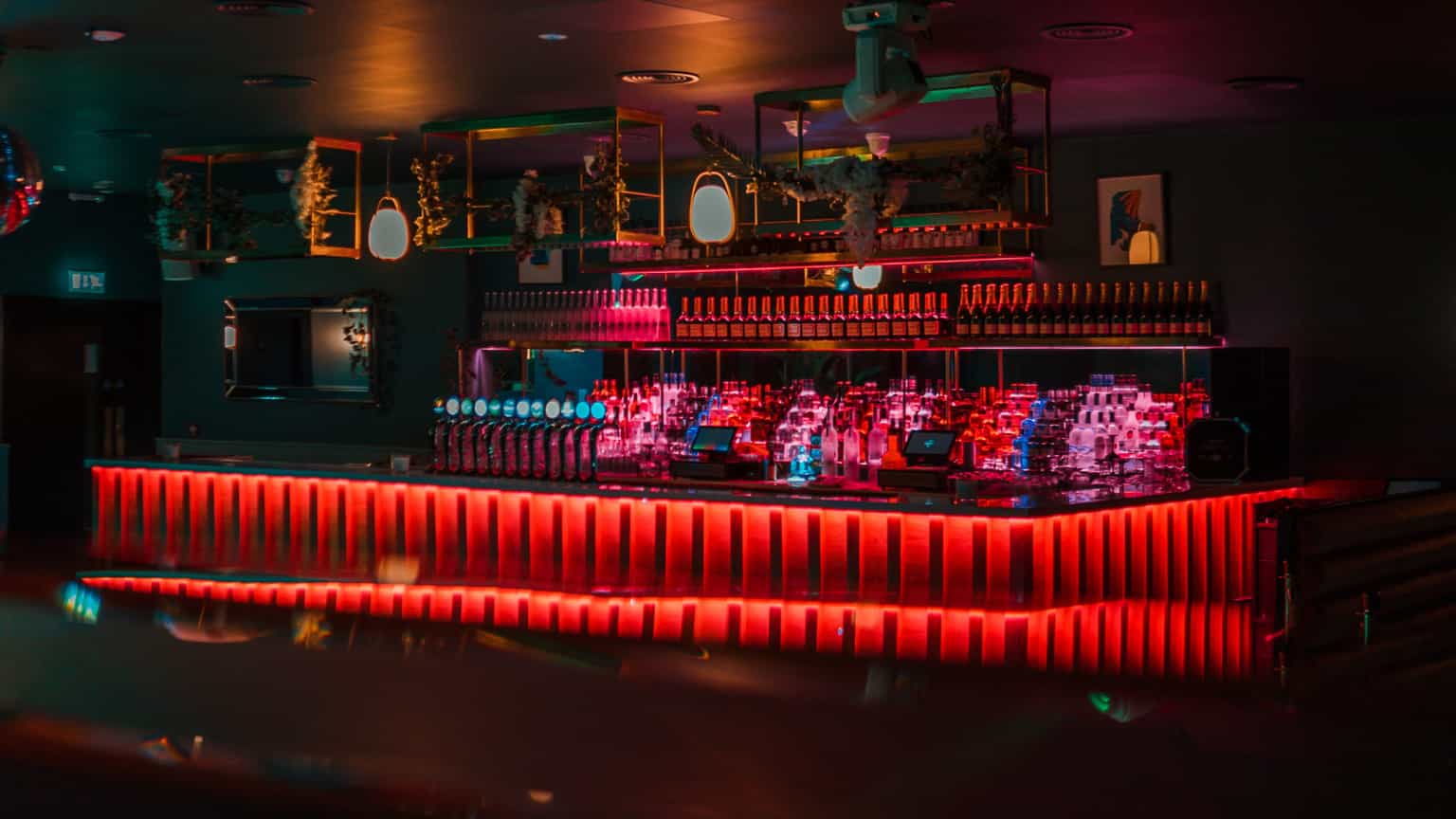 An over 25s nightclub for young professionals is opening just off Grafton Street