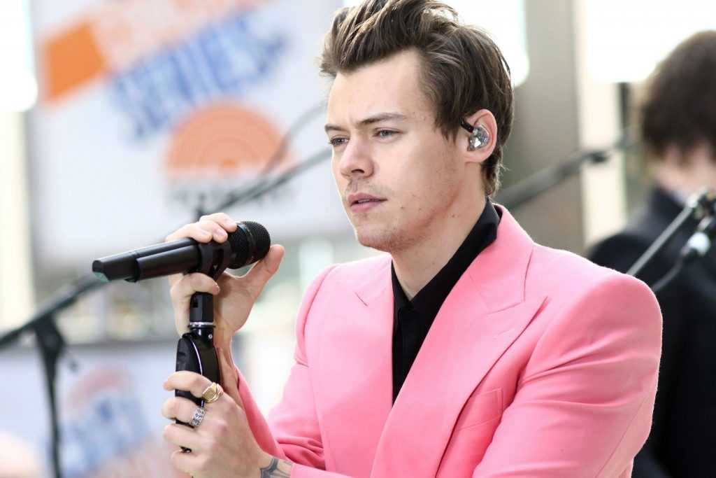 Harry Styles announces Dublin show as part of huge European tour