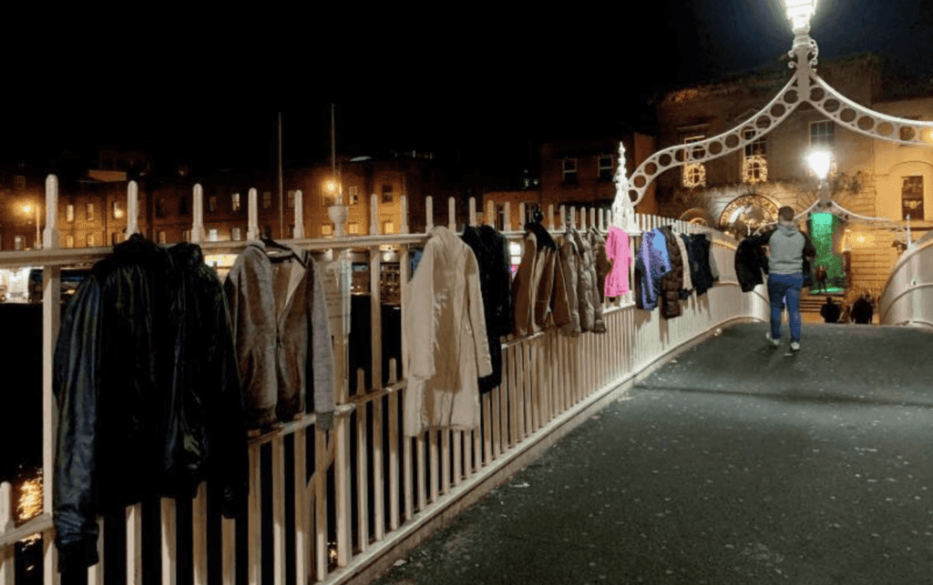 Dublin City Council responds to ‘Warm for Winter’ initiative by removing coats from Ha’penny Bridge