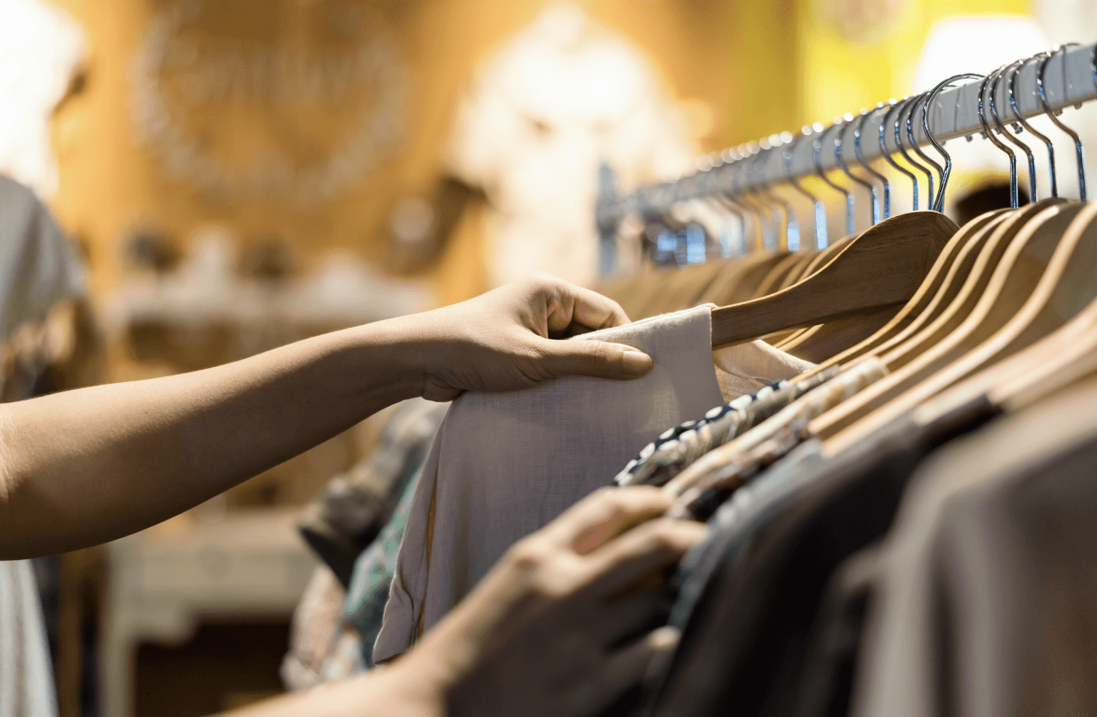 There’s a ‘VIP closet clear-out’ this weekend in aid of the Australian bushfires