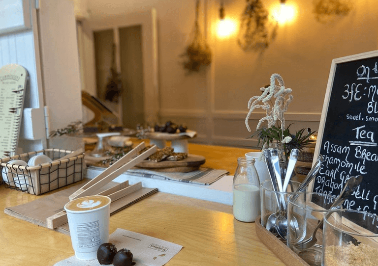 Coffee and earrings for a good cause: how to help the Aussie bushfires