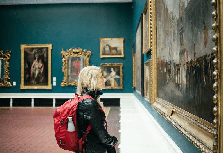 The National Gallery responds to the viral ‘LinkedIn, Facebook, Instagram, Tinder’ photo challenge