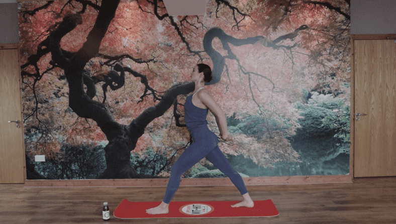 This five-minute pilates routine is the ultimate wake up call