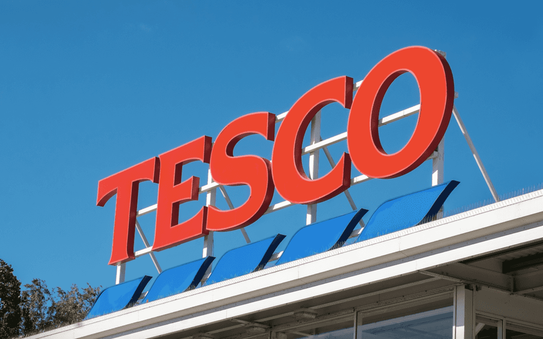 Tesco to give employees bonuses for work during coronavirus crisis