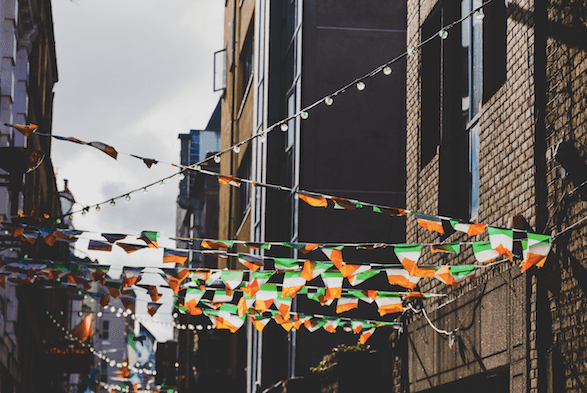 Councillor calls for social distancing wardens after controversial weekend scenes