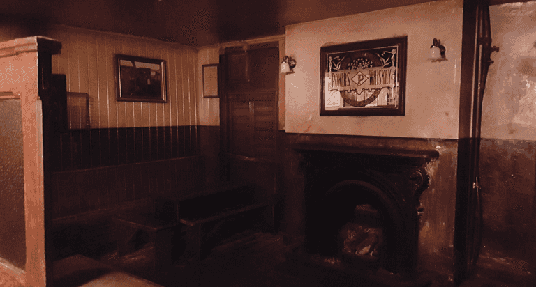 Dublin pubs react to their reopening being postponed for a third time