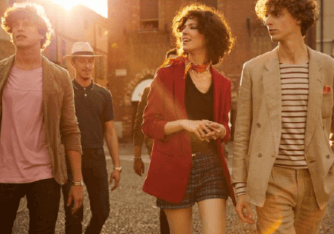 What is La Passeggiata? The Italian tradition we’re adopting