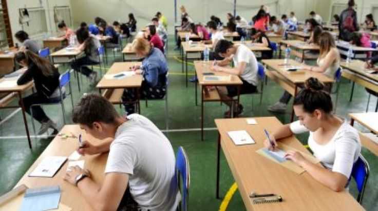 A Dublin Gaelscoil has named the best school in Ireland