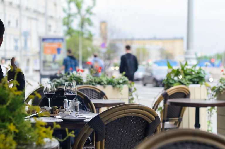 One local man has an ingenious solution to the outdoor dining rule