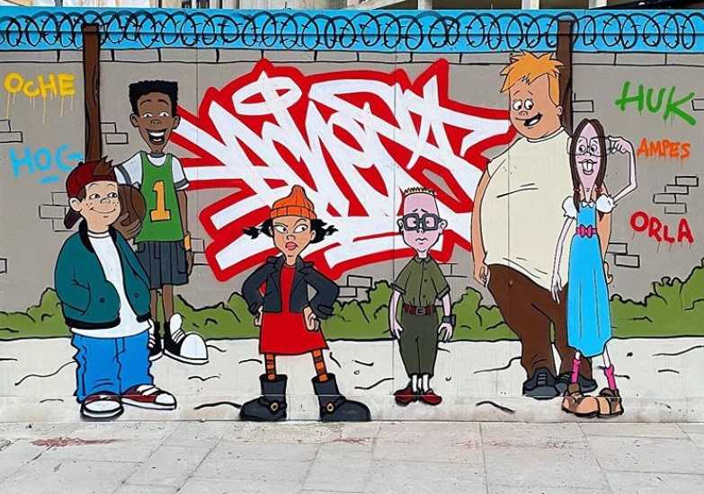 A new Recess mural has popped up in Dublin and it’s giving us peak 90s nostalgia