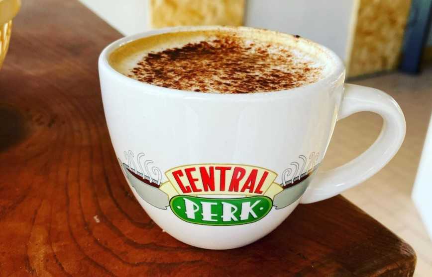 This place has a Kinder Bueno mocha on their menu and it’s a need, not a want