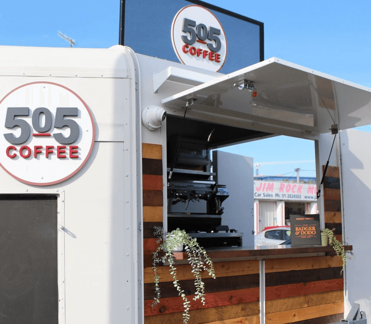 A new horsebox coffee shop opens in Loughlinstown today