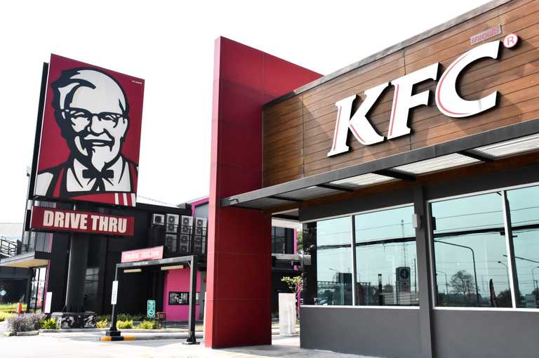 This KFC chicken pun-heavy rejection email is pretty cluckin’ harsh