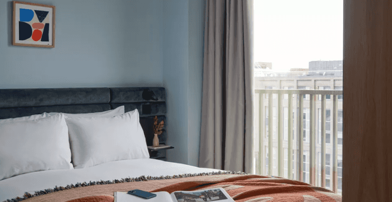 REVIEW: Spending the night with the Beckett Locke