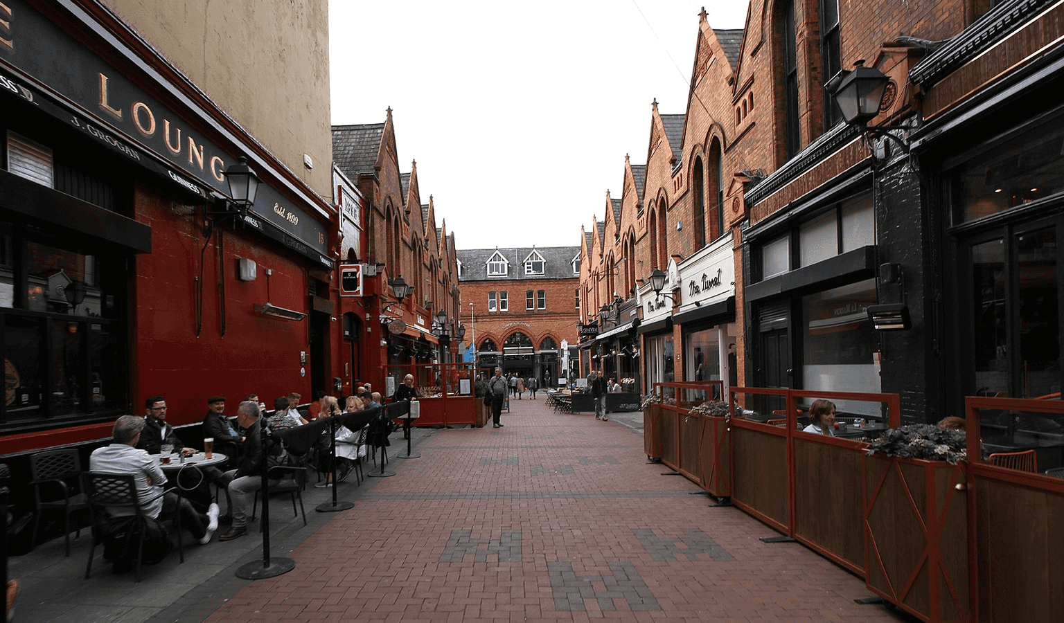 Castle Market’s red brick pavement to be permanently replaced with ‘beige coloured asphalt’