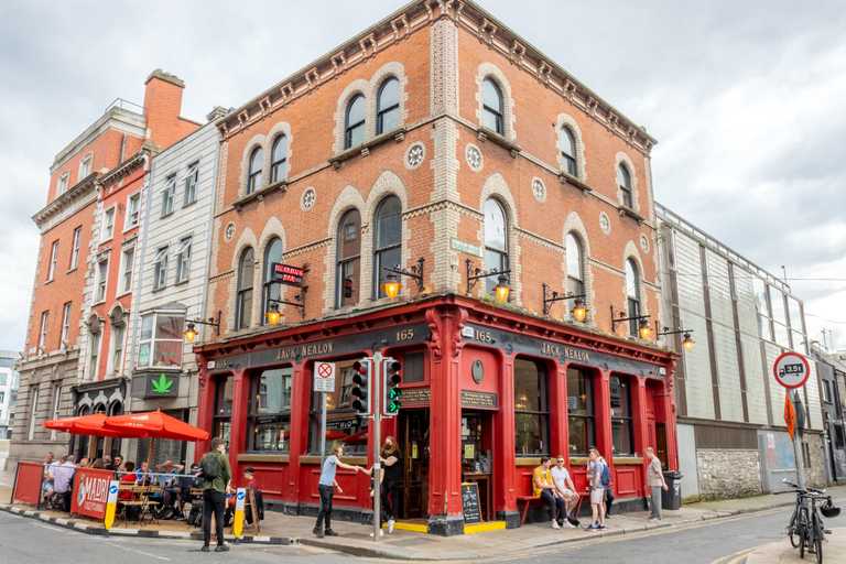 13 of the best places to eat and drink on Capel Street
