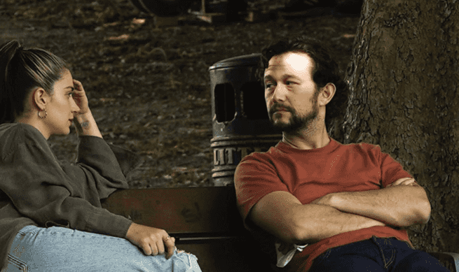 Joseph Gordon Levitt spotted in Griffith Park with Eve Hewson