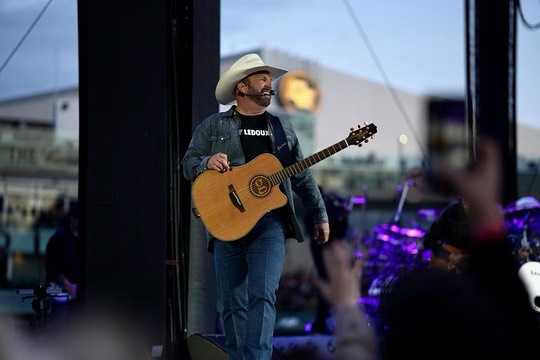 Here’s what you can and can’t bring to Garth Brooks in Croke Park