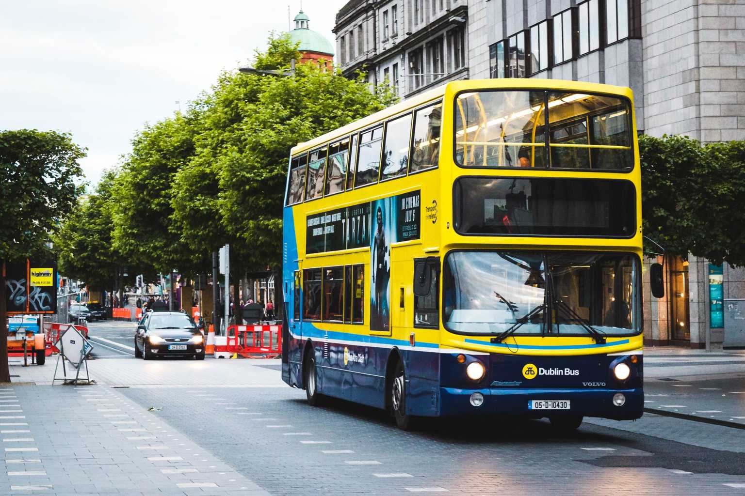 Calls for buses to run later with introduction of late pub and club hours