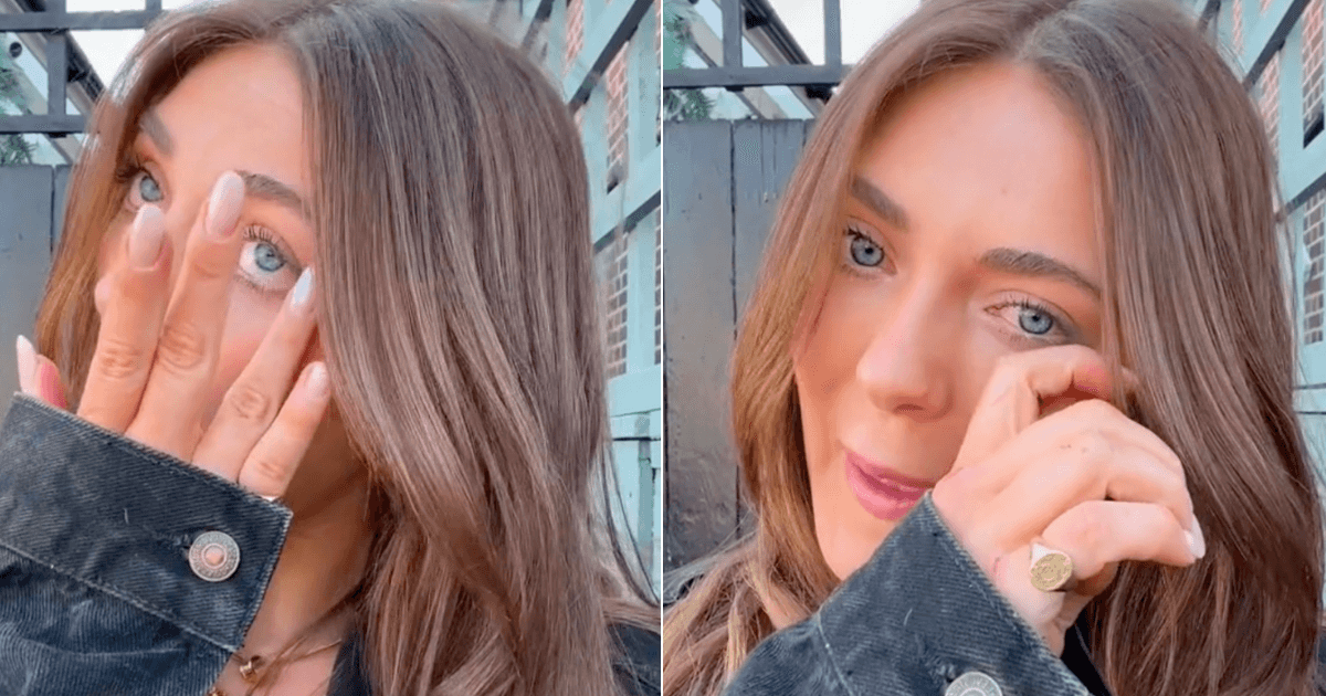 Influencer cries after strangers refuse her offer to pay for their groceries