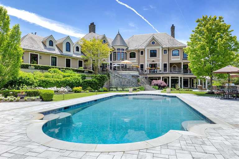 PICS: Wolf of Wall Street Mansion hits the market for €9 million