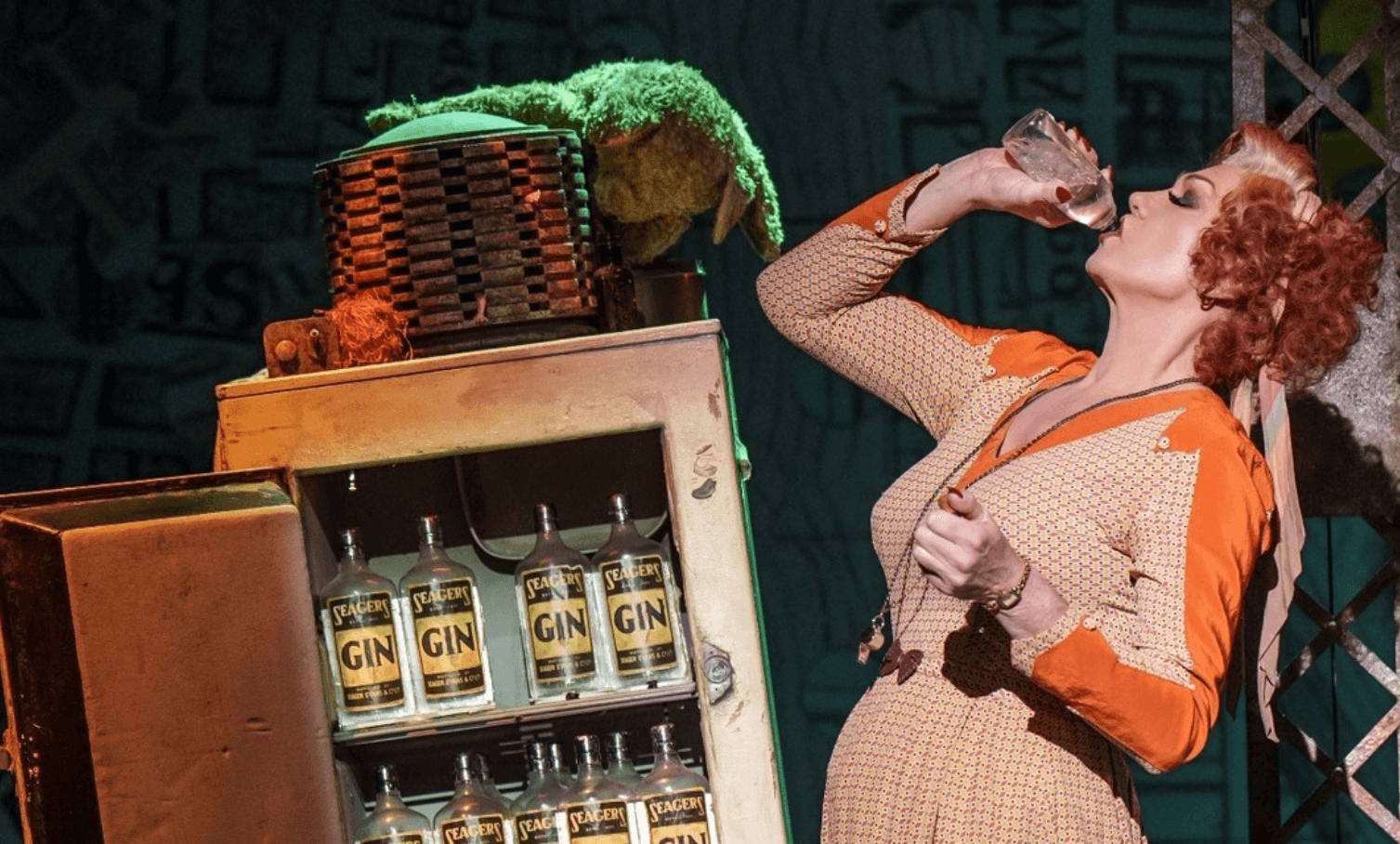 Strictly&#8217;s Craig Revel Horwood stuns as Miss Hannigan in Annie the Musical