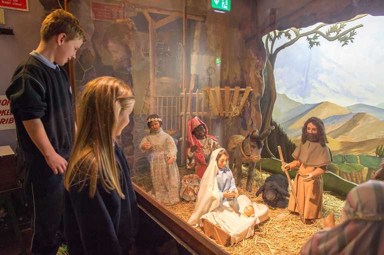 The Moving Crib is back to celebrate its 67th Christmas in Dublin
