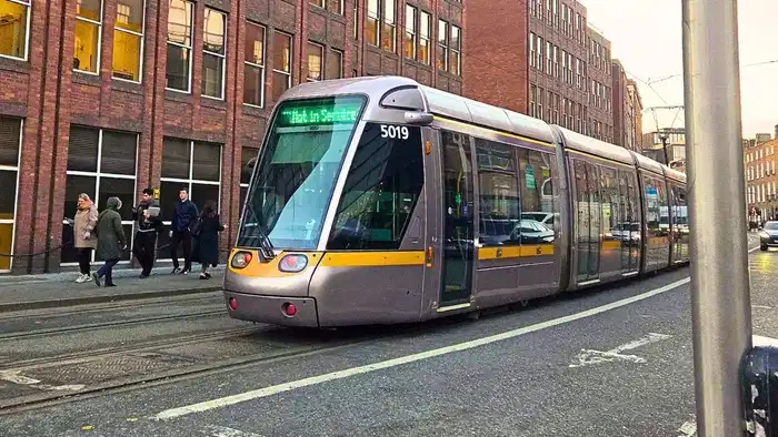 Luas power outage causes chaos for Dublin city commuters