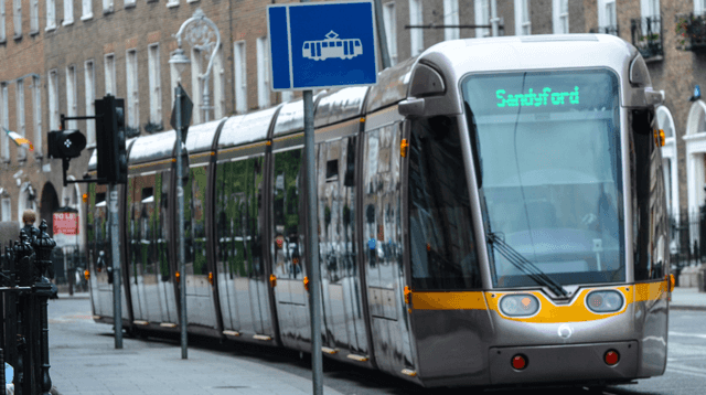 Manhattan Peanuts to challenge Luas Green Line extension in court