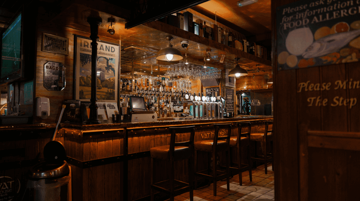 Bushmills highlight the history of Dublin pub Searsons 