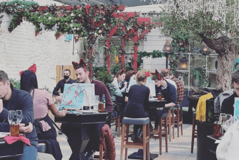There’s Paint and Prosecco happening in Opium this weekend