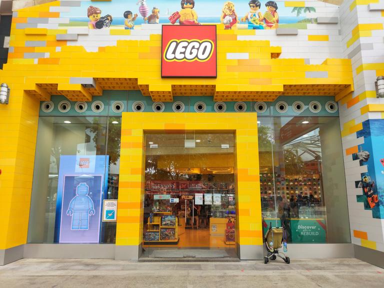 Dublin’s new LEGO shop to have a 30 minute browsing limit