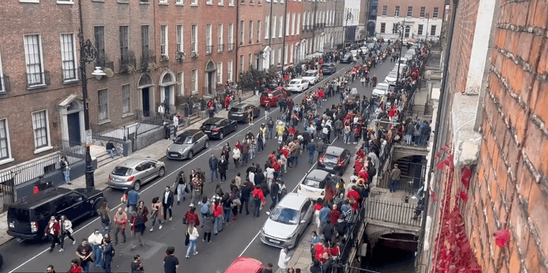 Thousands of Brazilians queue in Dublin to vote in presidential election