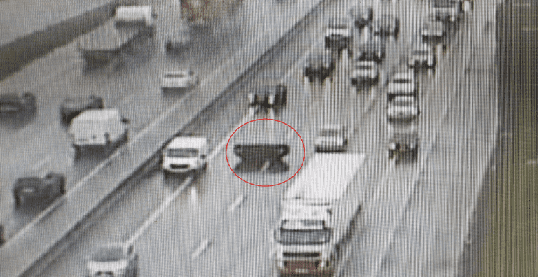 PICS: A Skip Has Landed In The Middle Lane Of The M50 This Afternoon PICS: A Skip Has Landed In The Middle Lane Of The M50 This Afternoon