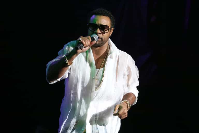 Shaggy shares image of ridiculous amount of plastic waste at the end of his 3 Arena show Shaggy shares image of ridiculous amount of plastic waste at the end of his 3 Arena show
