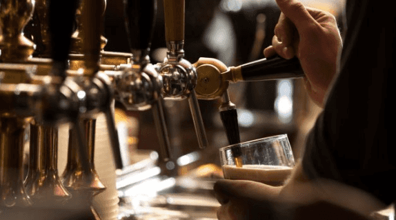 Dublin publicans clarify whether customers can walk in without a booking Dublin publicans clarify whether customers can walk in without a booking