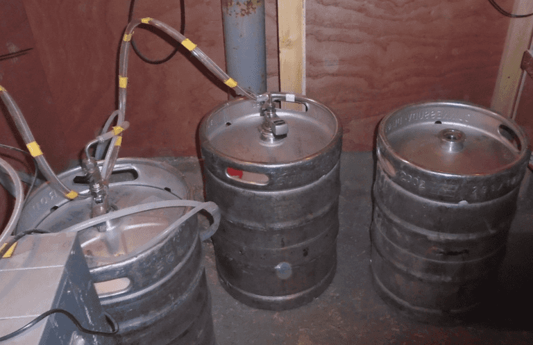 Locals are “livid” after discovery of illegal shebeen in Swords Locals are “livid” after discovery of illegal shebeen in Swords