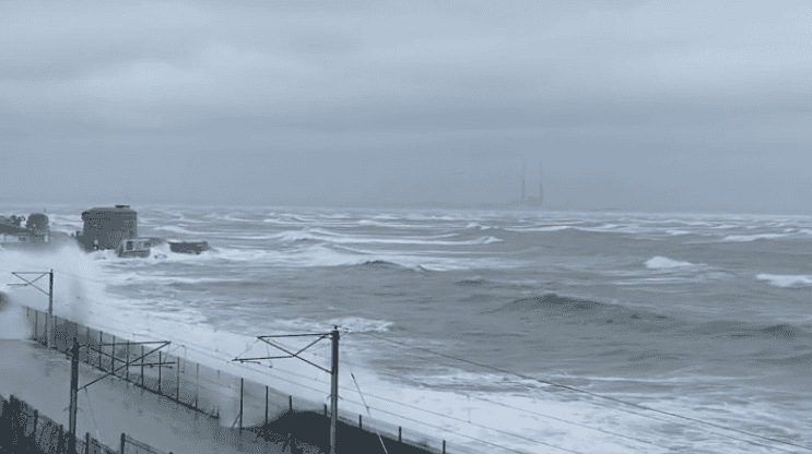 WATCH: Powerful waves leave DART line submerged in water at Seapoint WATCH: Powerful waves leave DART line submerged in water at Seapoint