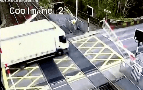 WATCH: Irish Rail share footage of lorry crashing into barrier at Coolmine Station WATCH: Irish Rail share footage of lorry crashing into barrier at Coolmine Station