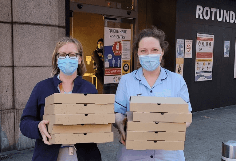 Local restaurant One Society shares photos of frontline staff enjoying generous free food delivery Local restaurant One Society shares photos of frontline staff enjoying generous free food delivery