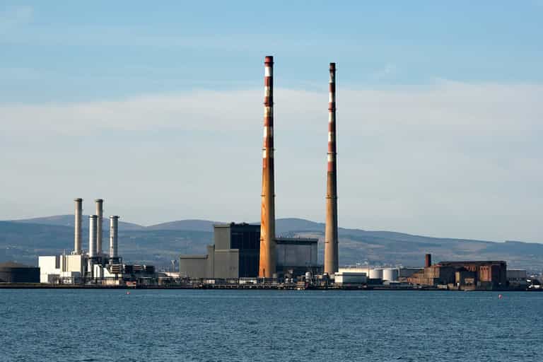 Proposal for protective measures that could “alter the appearance” of the iconic Poolbeg Chimneys Proposal for protective measures that could “alter the appearance” of the iconic Poolbeg Chimneys