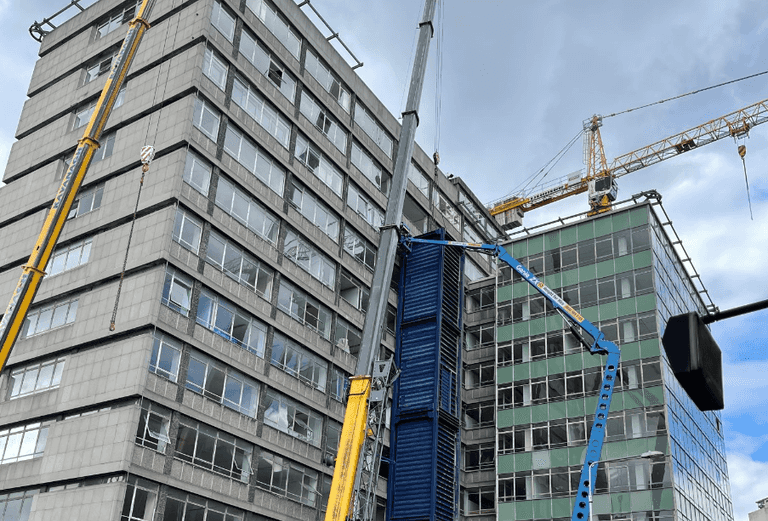 Demolition begins on Dublin’s ‘ugliest building’ Demolition begins on Dublin’s ‘ugliest building’