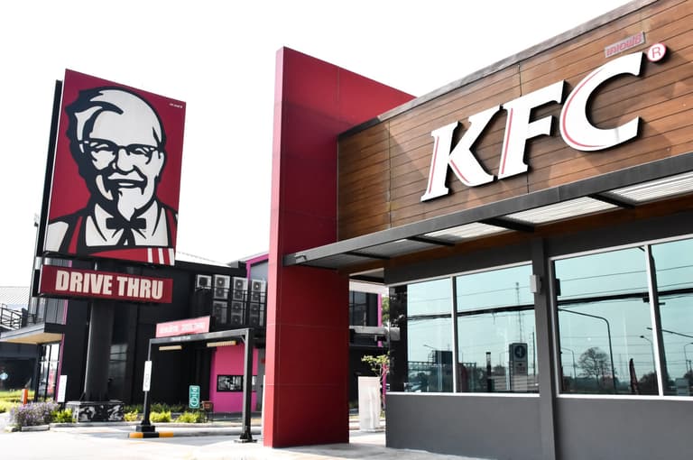 This KFC chicken pun-heavy rejection email is pretty cluckin’ harsh This KFC chicken pun-heavy rejection email is pretty cluckin’ harsh