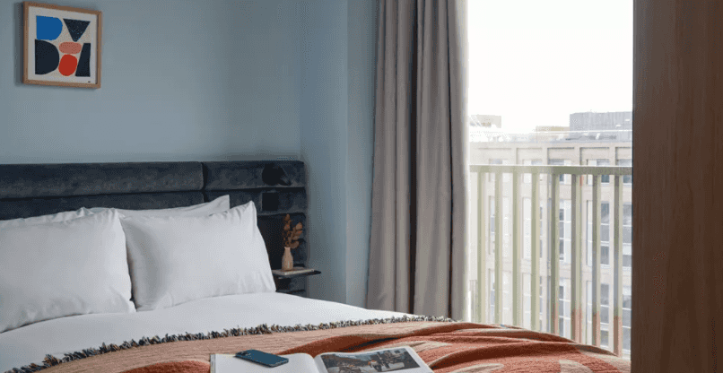 REVIEW: Spending the night with the Beckett Locke