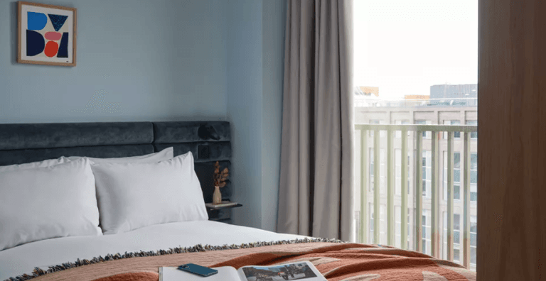 REVIEW: Spending the night with the Beckett Locke REVIEW: Spending the night with the Beckett Locke