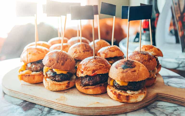 RECIPE: Make these tasty Mini Cheese Burgers in 3 easy steps RECIPE: Make these tasty Mini Cheese Burgers in 3 easy steps