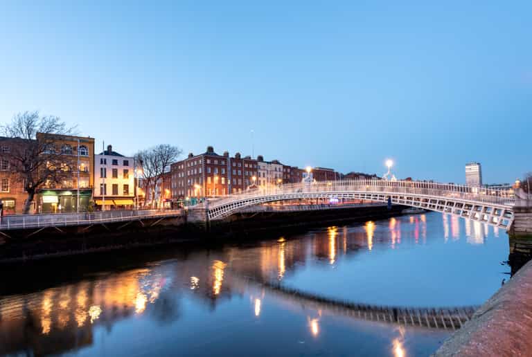 Spanish Embassy warns citizens to take ‘special precautions’ when travelling to Dublin Spanish Embassy warns citizens to take ‘special precautions’ when travelling to Dublin