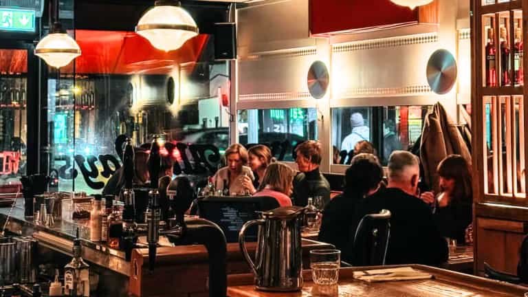 13 Walk-In Only Spots for Your Chronically Type B Friend Group Who Never Makes Reservations 13 Walk-In Only Spots for Your Chronically Type B Friend Group Who Never Makes Reservations
