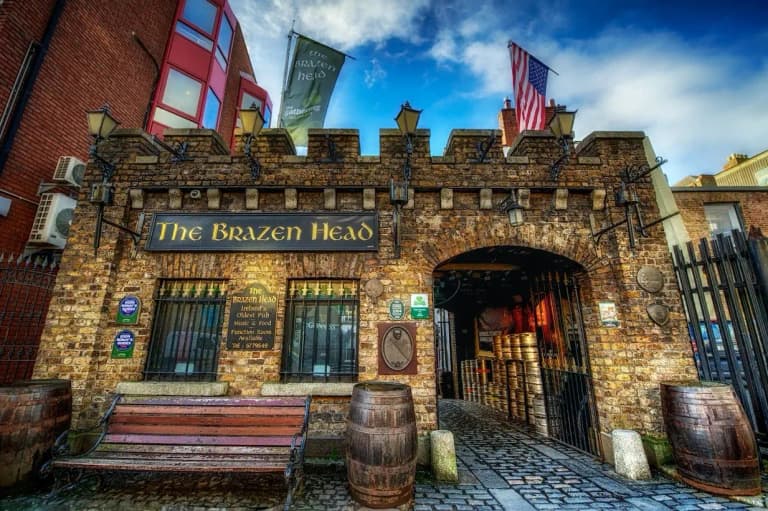 Bushmills are bringing you the history behind Dublin’s oldest pub Bushmills are bringing you the history behind Dublin’s oldest pub